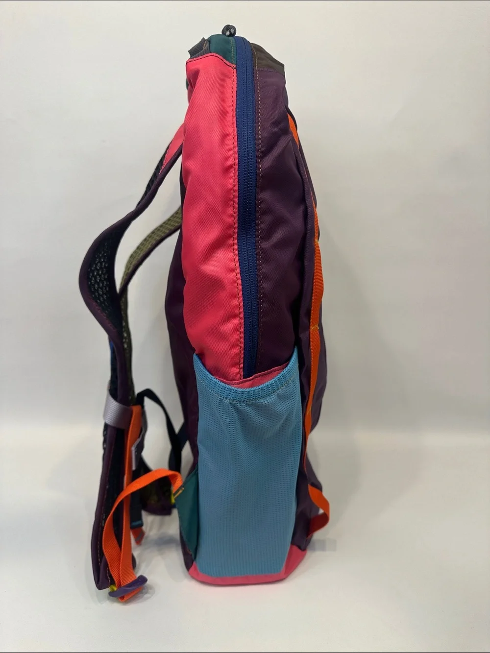 Cotopaxi Batac Del Día 16L Backpack One-of-a-Kind Multicolor Lightweight Daypack